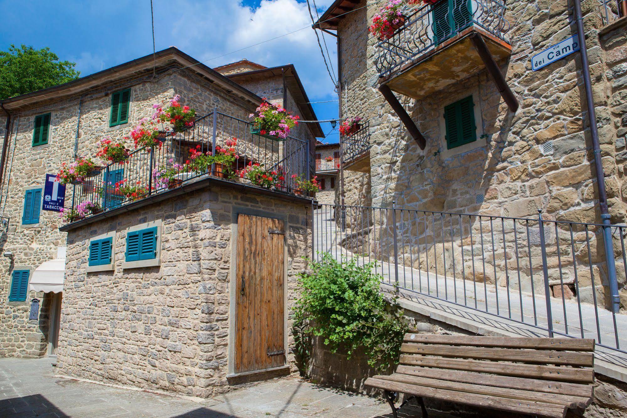 Borgo Dei Corsi Holiday House Reggiolo Zewnętrze zdjęcie