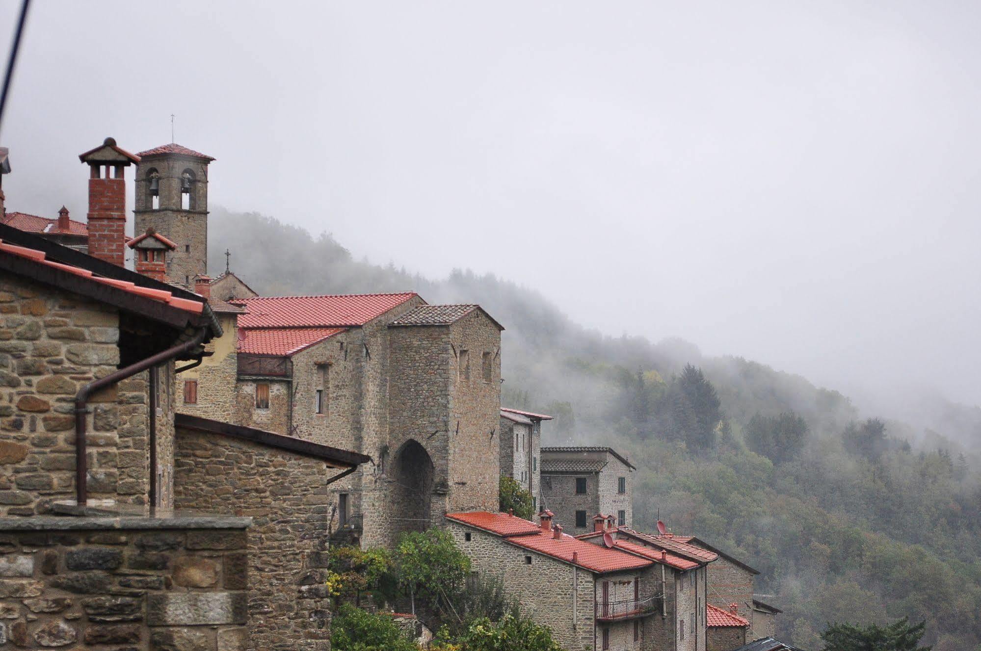 Borgo Dei Corsi Holiday House Reggiolo Zewnętrze zdjęcie