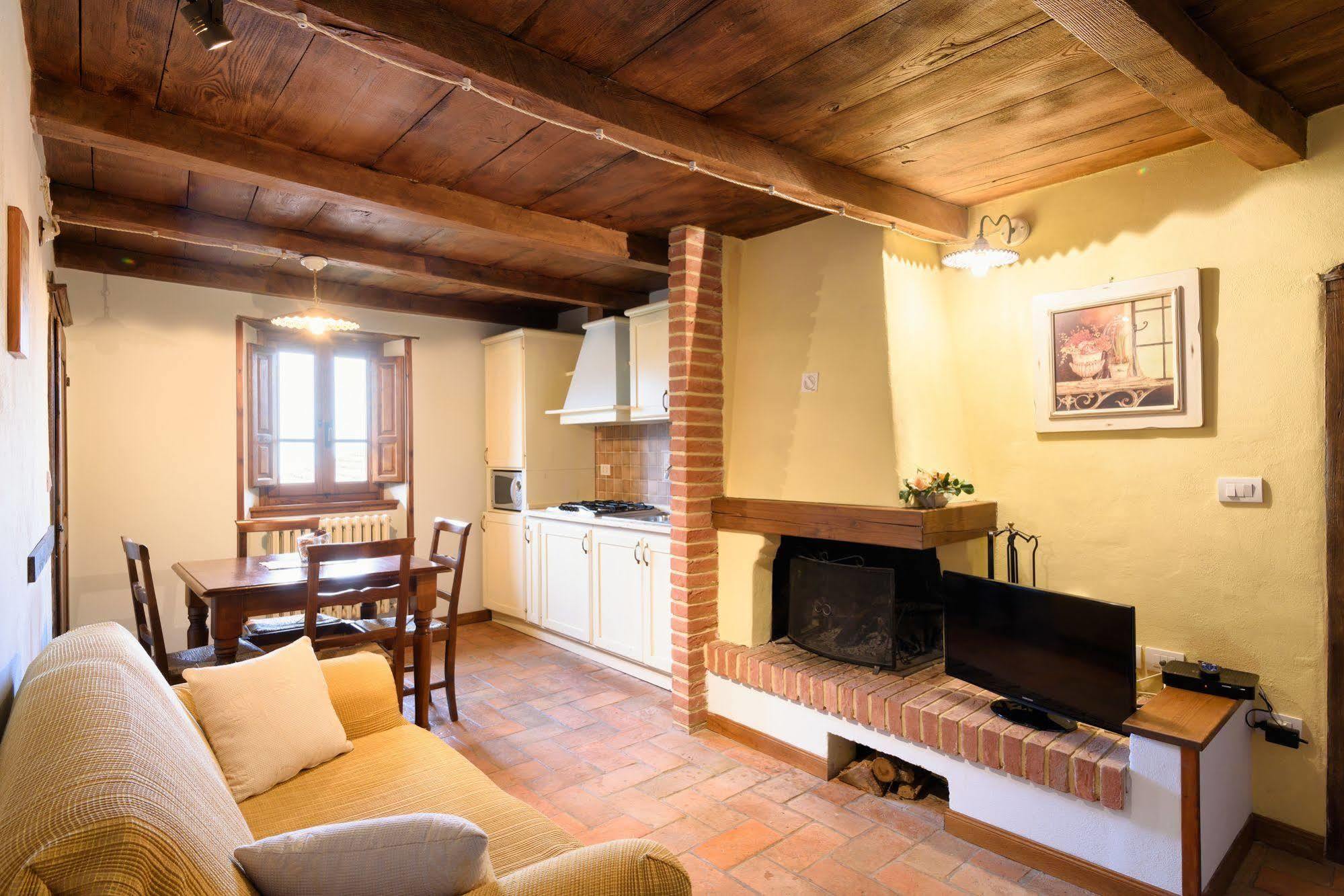 Borgo Dei Corsi Holiday House Reggiolo Zewnętrze zdjęcie