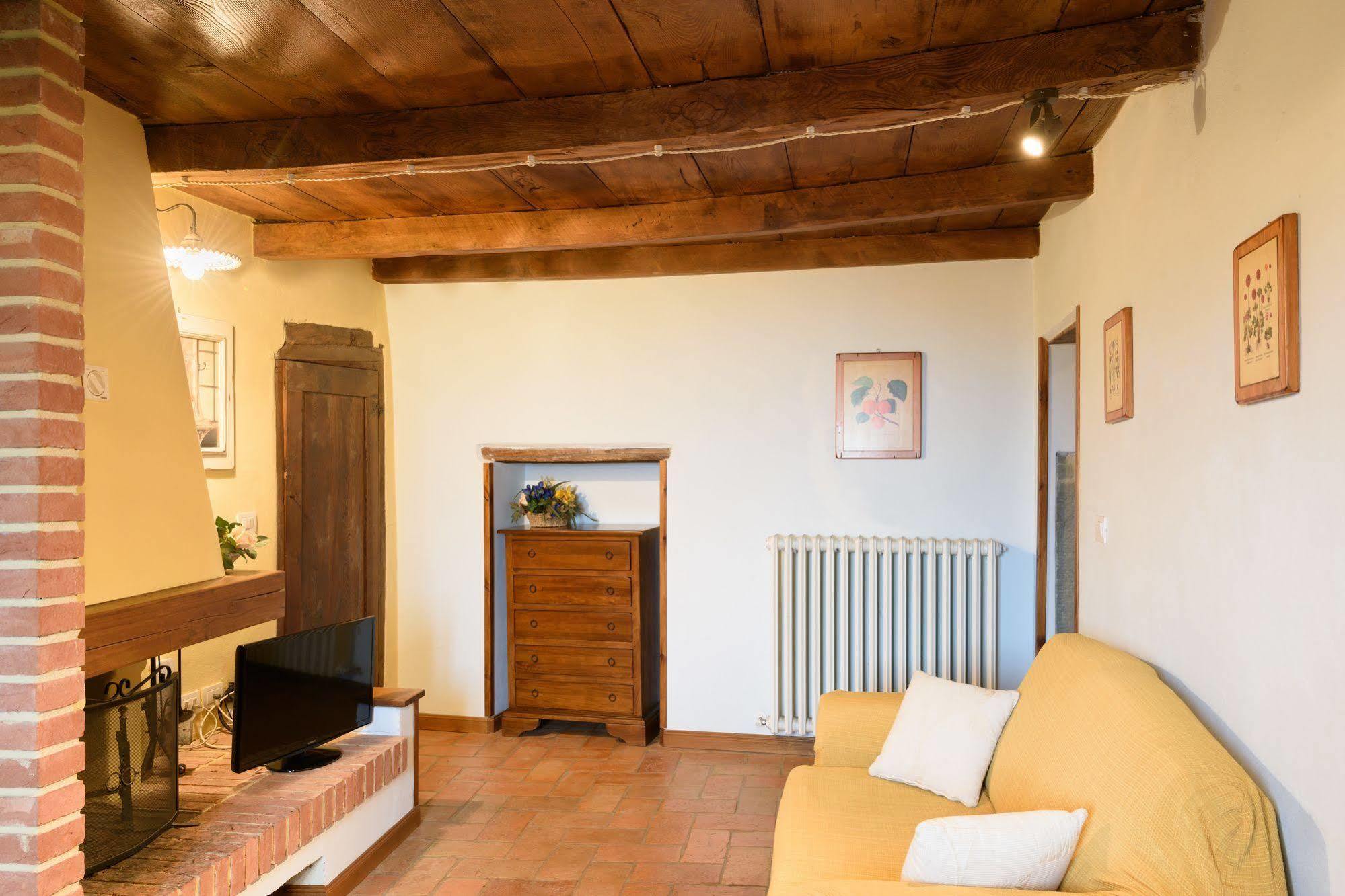 Borgo Dei Corsi Holiday House Reggiolo Zewnętrze zdjęcie